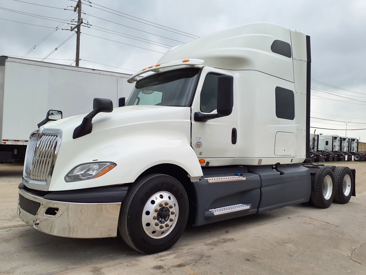 2020 Navistar International LT625 SLPR CAB 241741