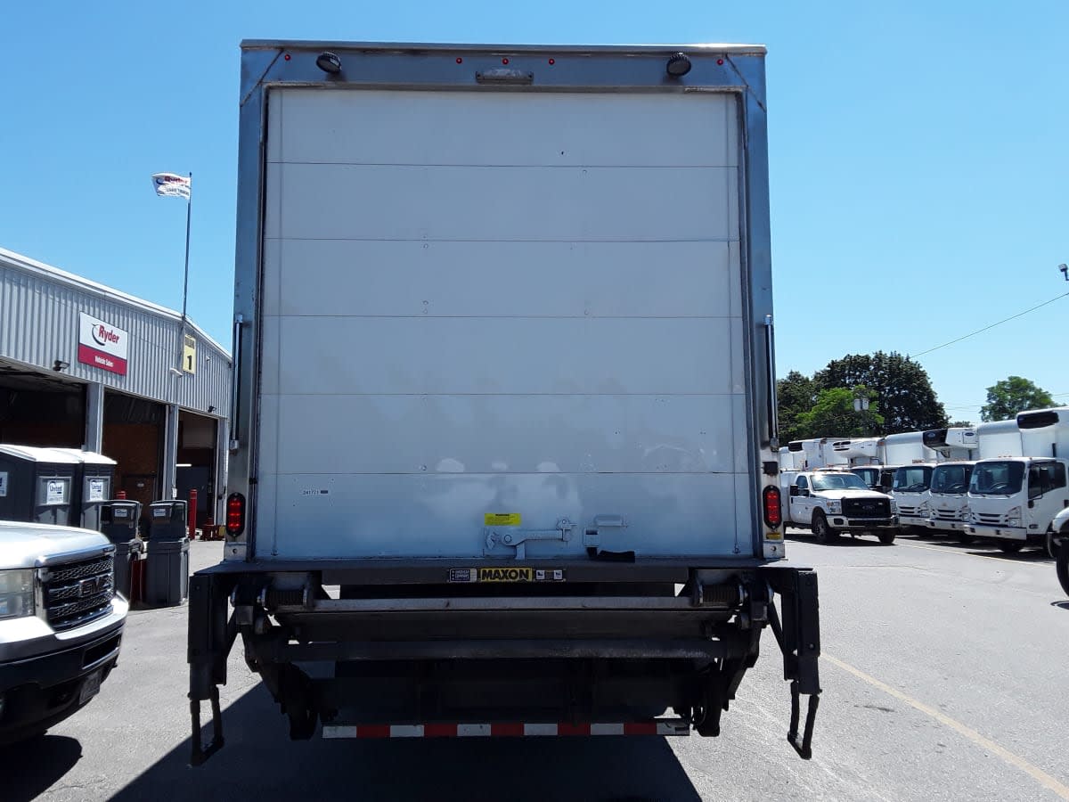 2020 Freightliner M2 106 241771