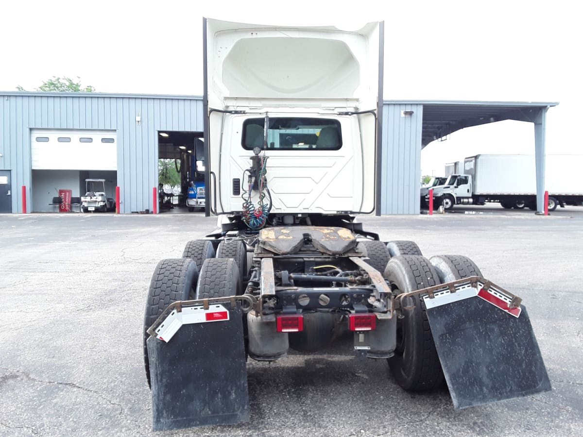 2020 Navistar International LT625 DAYCAB T/A 241849