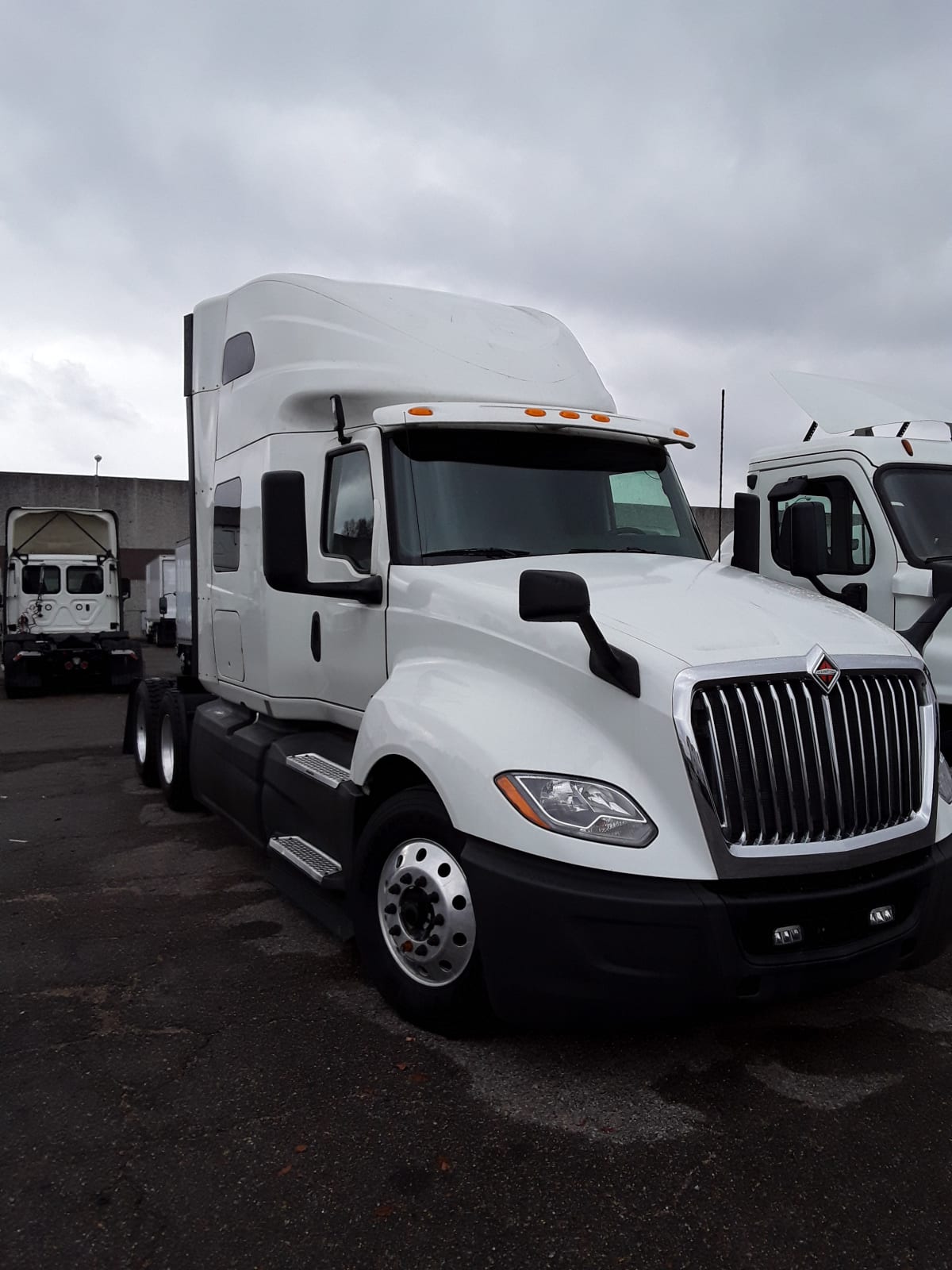 2020 Navistar International LT625 SLPR CAB 241862