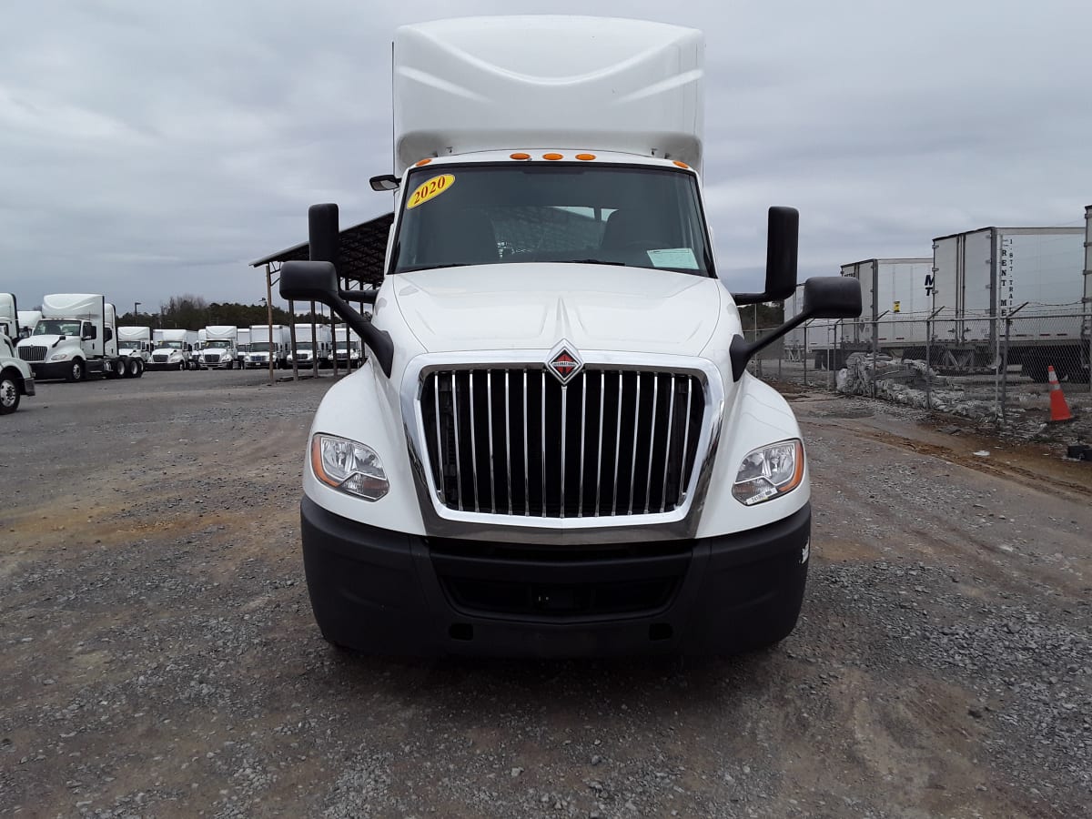 2020 Navistar International LT625 DAYCAB T/A 241892