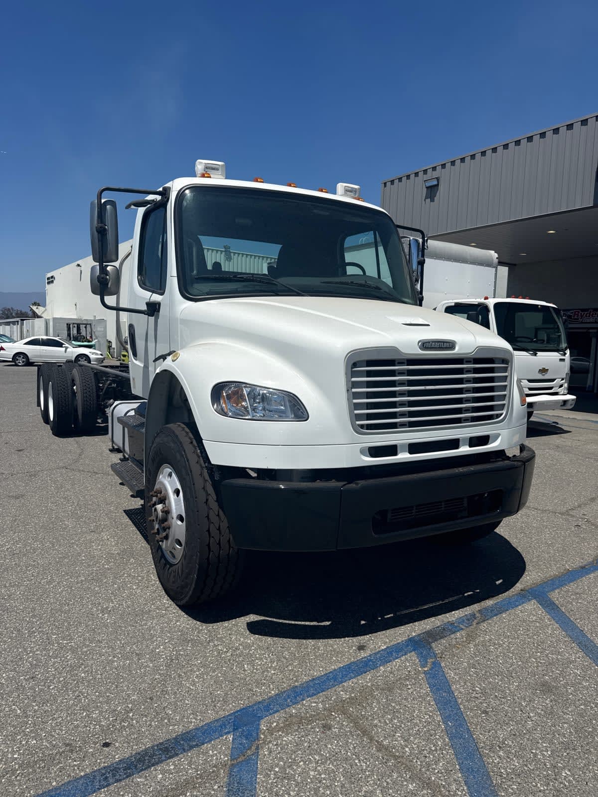 2020 Freightliner M2 106 in Pomona, CA