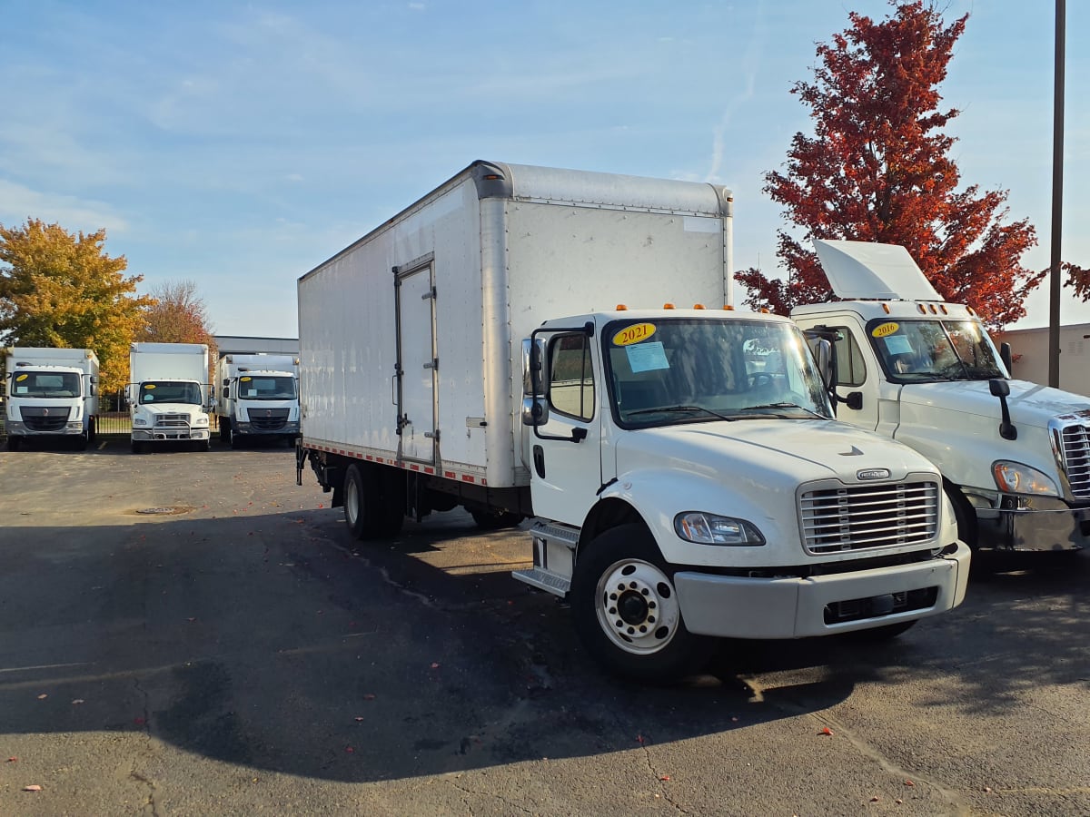 2021 Freightliner/Mercedes M2 106 241993
