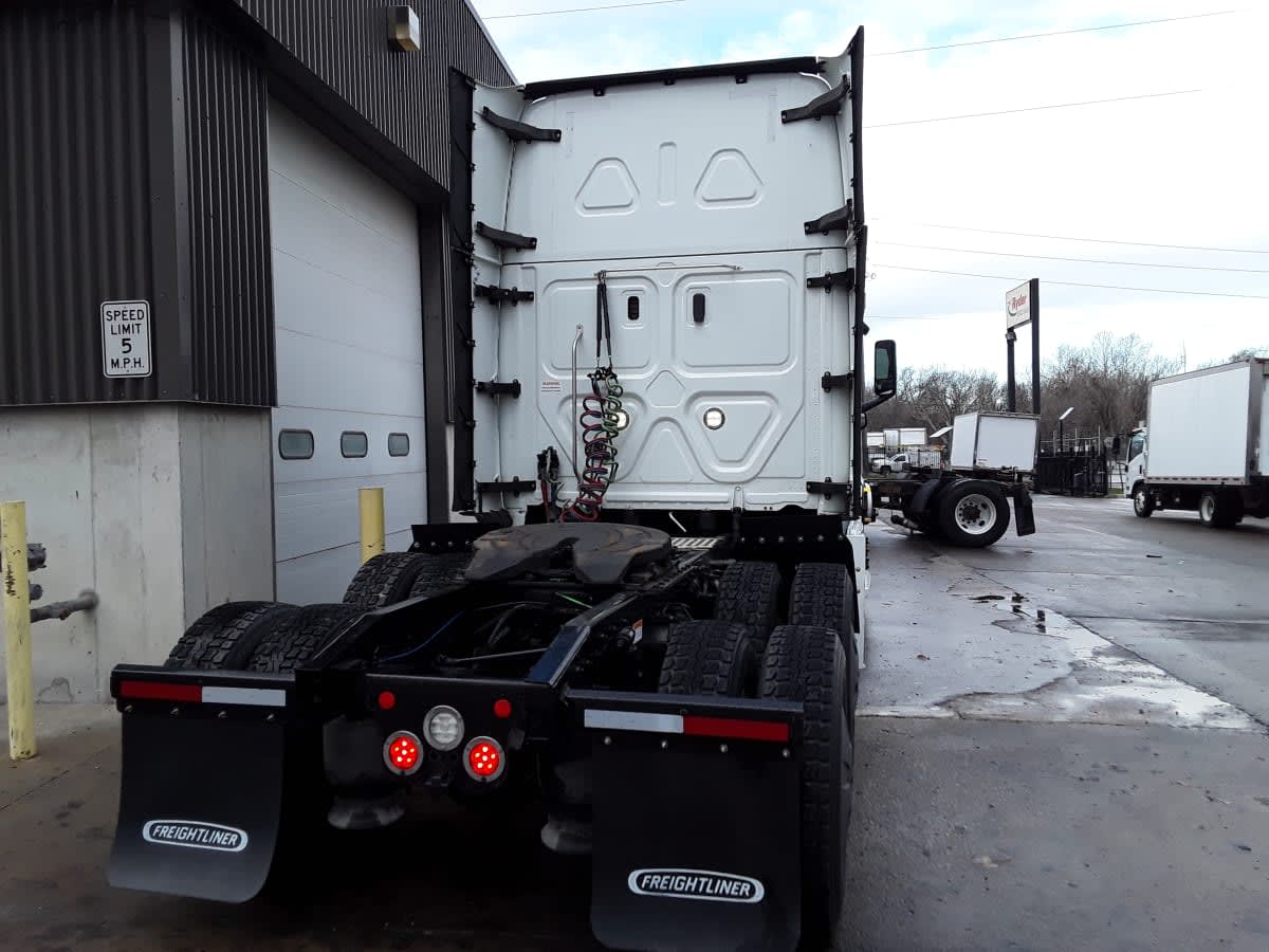 2020 Freightliner/Mercedes NEW CASCADIA PX12664 242036