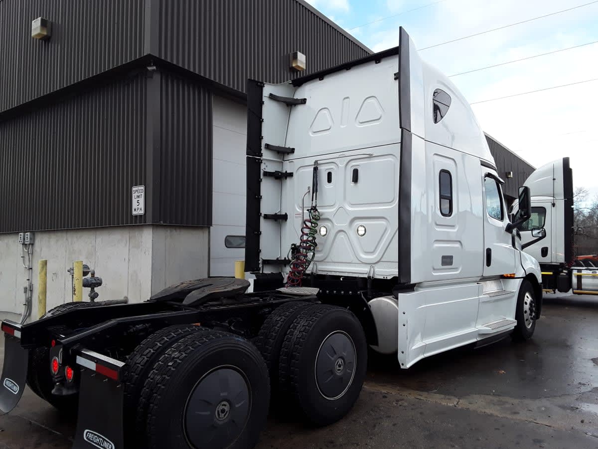 2020 Freightliner/Mercedes NEW CASCADIA PX12664 242036