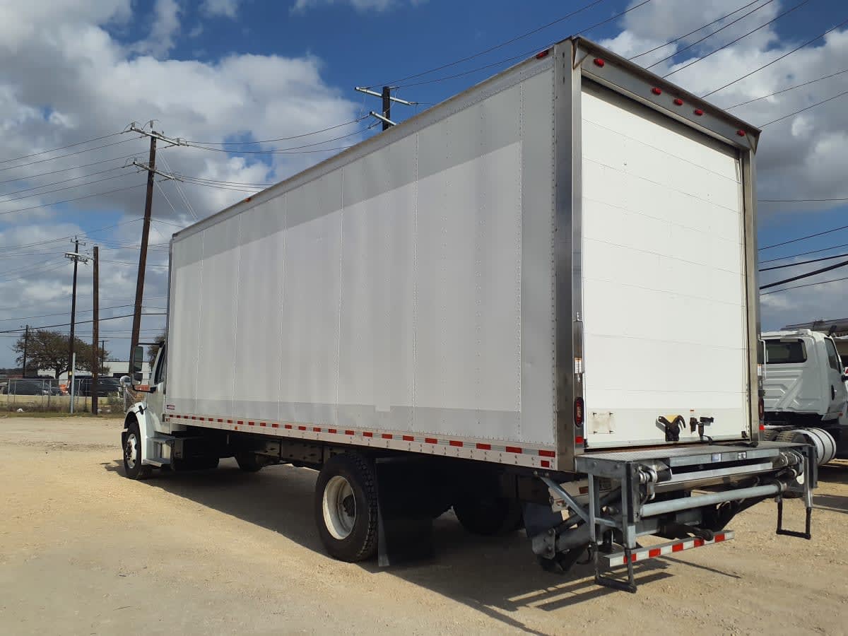 2020 Freightliner/Mercedes M2 106 242044