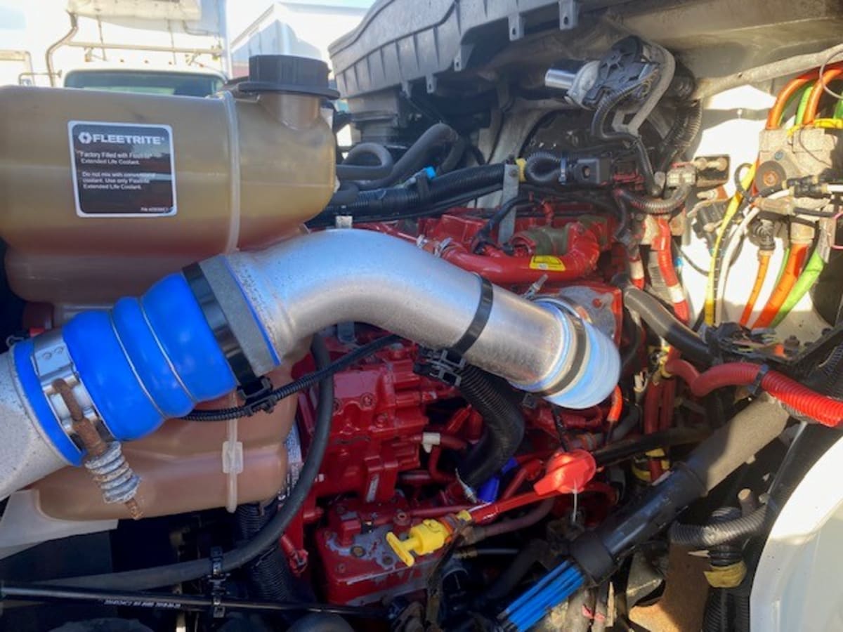 2020 Navistar International MV607 (6X4) 242049