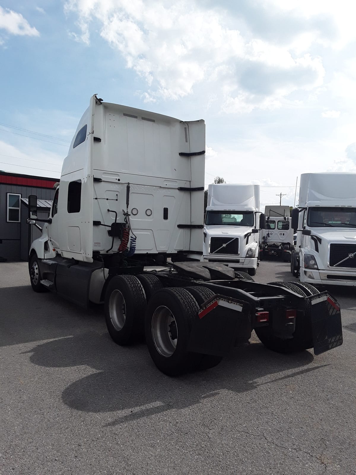 2020 Navistar International LT625 SLPR CAB 242081