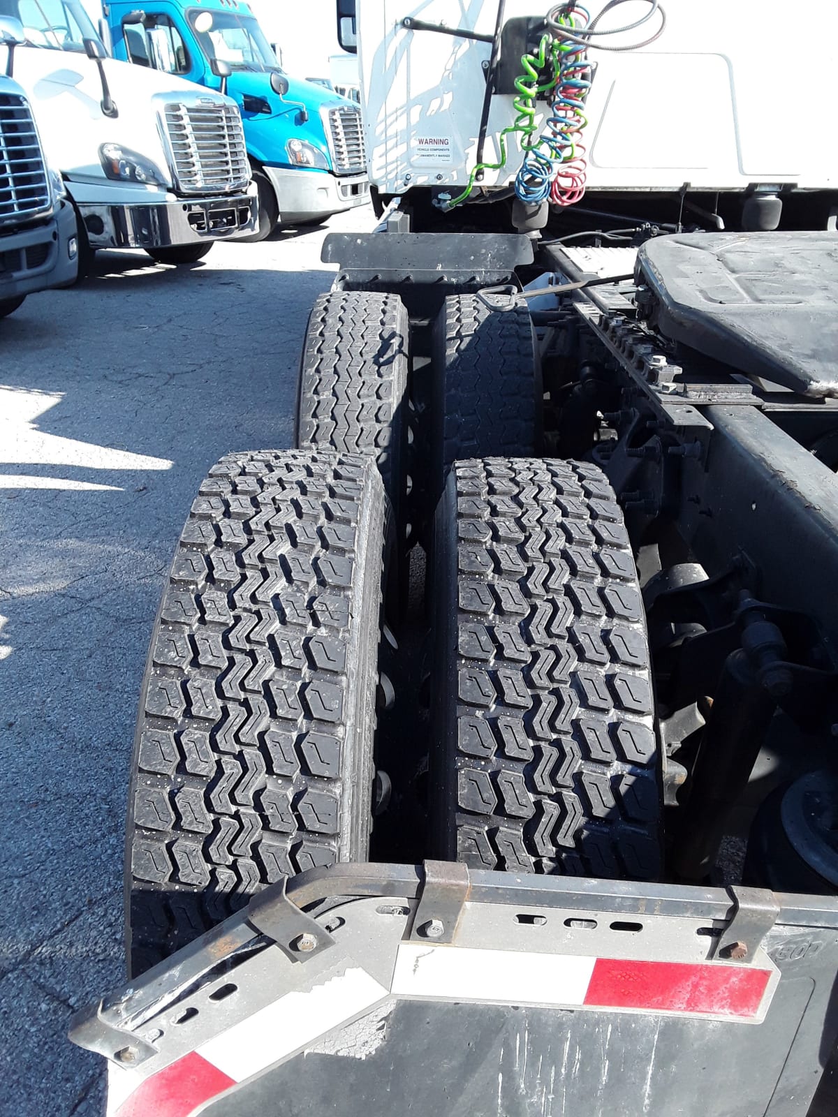 2020 Navistar International LT625 SLPR CAB 242082