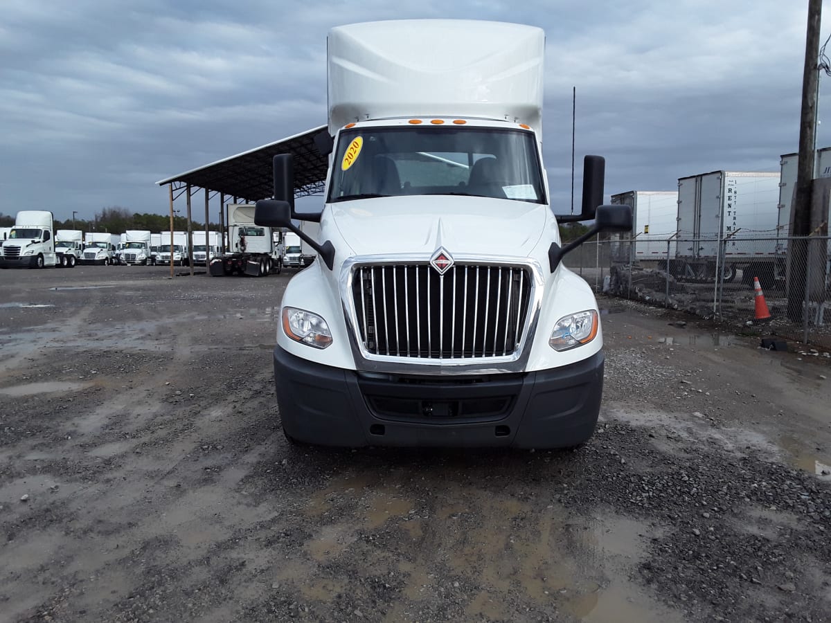 2020 Navistar International LT625 DAYCAB T/A 242101