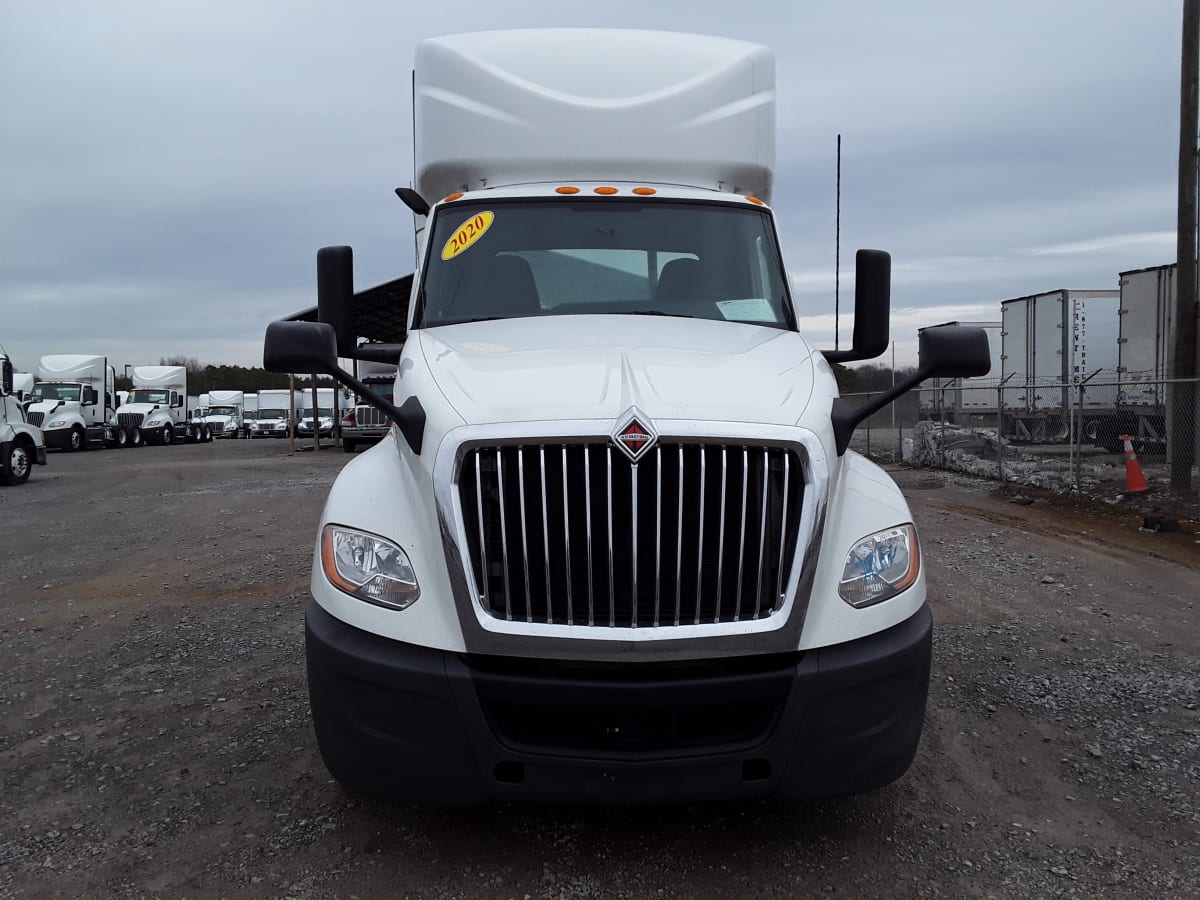 2020 Navistar International LT625 DAYCAB T/A 242117