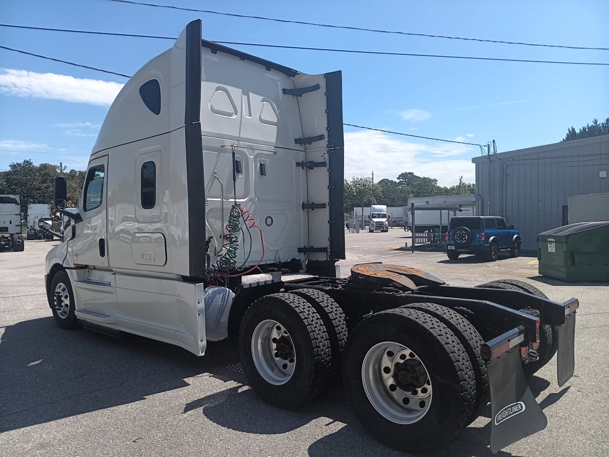 2020 Freightliner/Mercedes NEW CASCADIA PX12664 242154