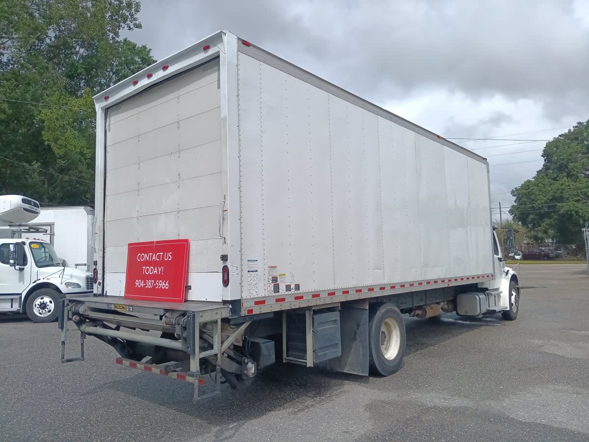 2020 Freightliner M2 106 242190