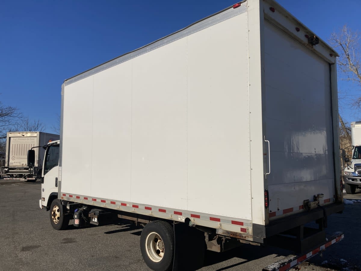 2019 Isuzu NPR 242280