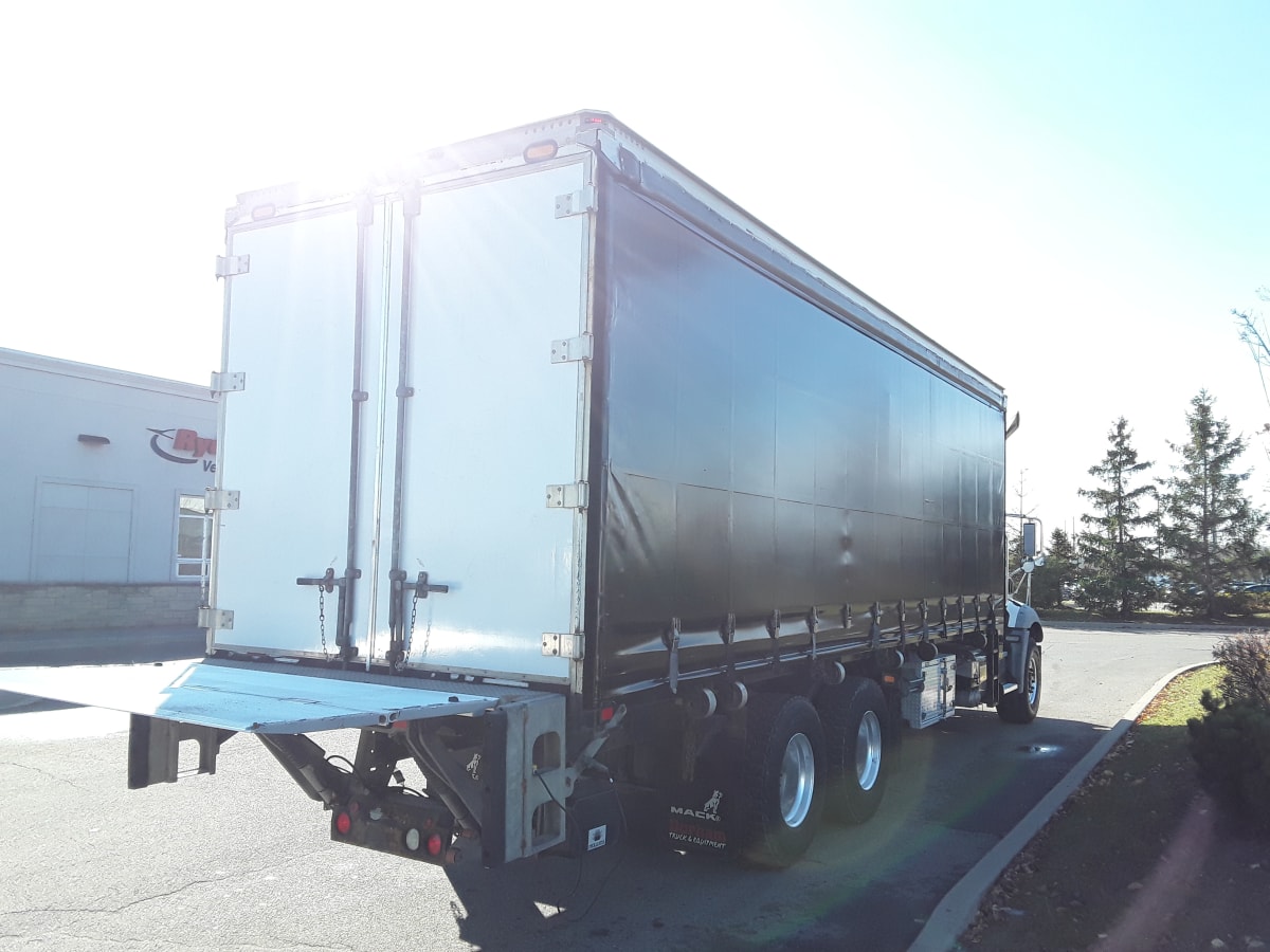 2018 Mack Trucks, Inc. GU813 242374