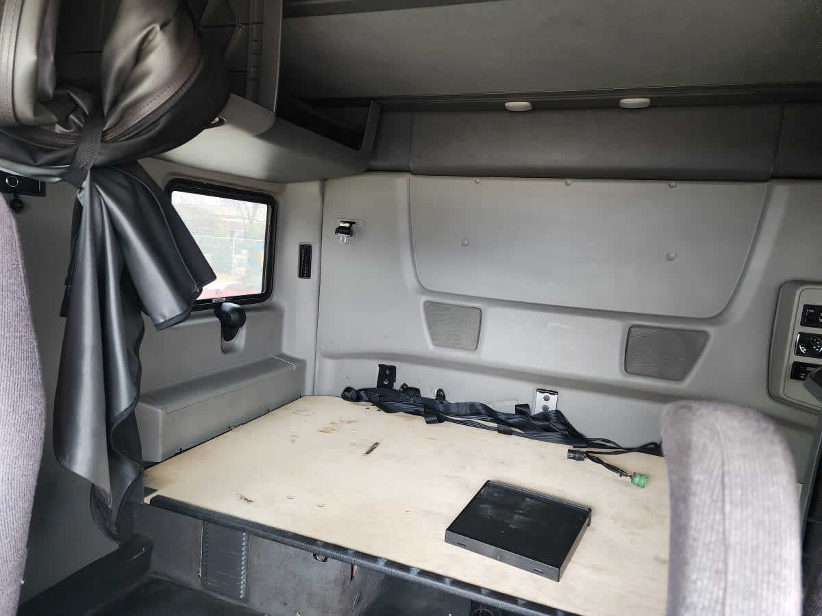 2020 International - image 8