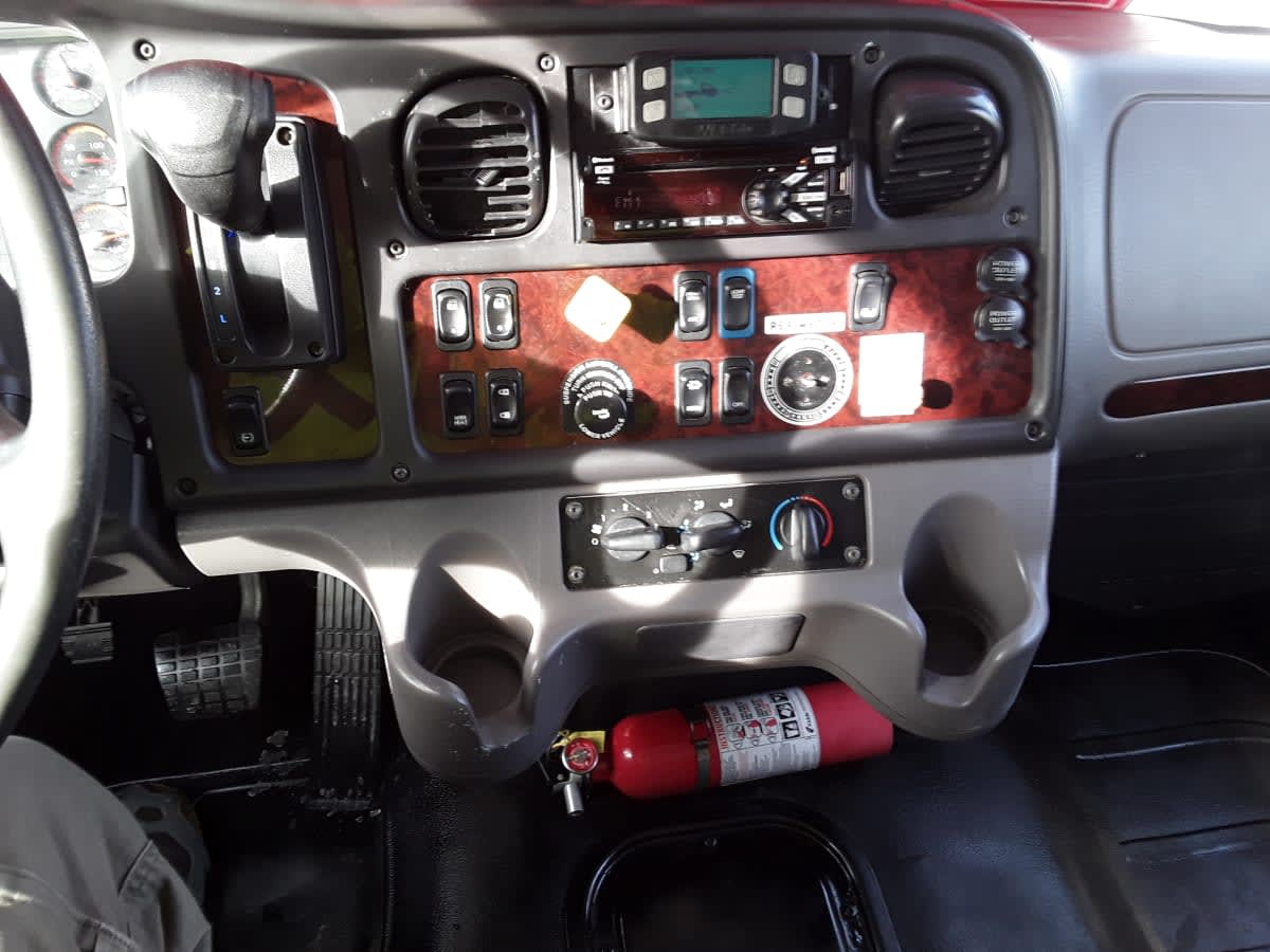 2020 Freightliner/Mercedes M2 106 242548