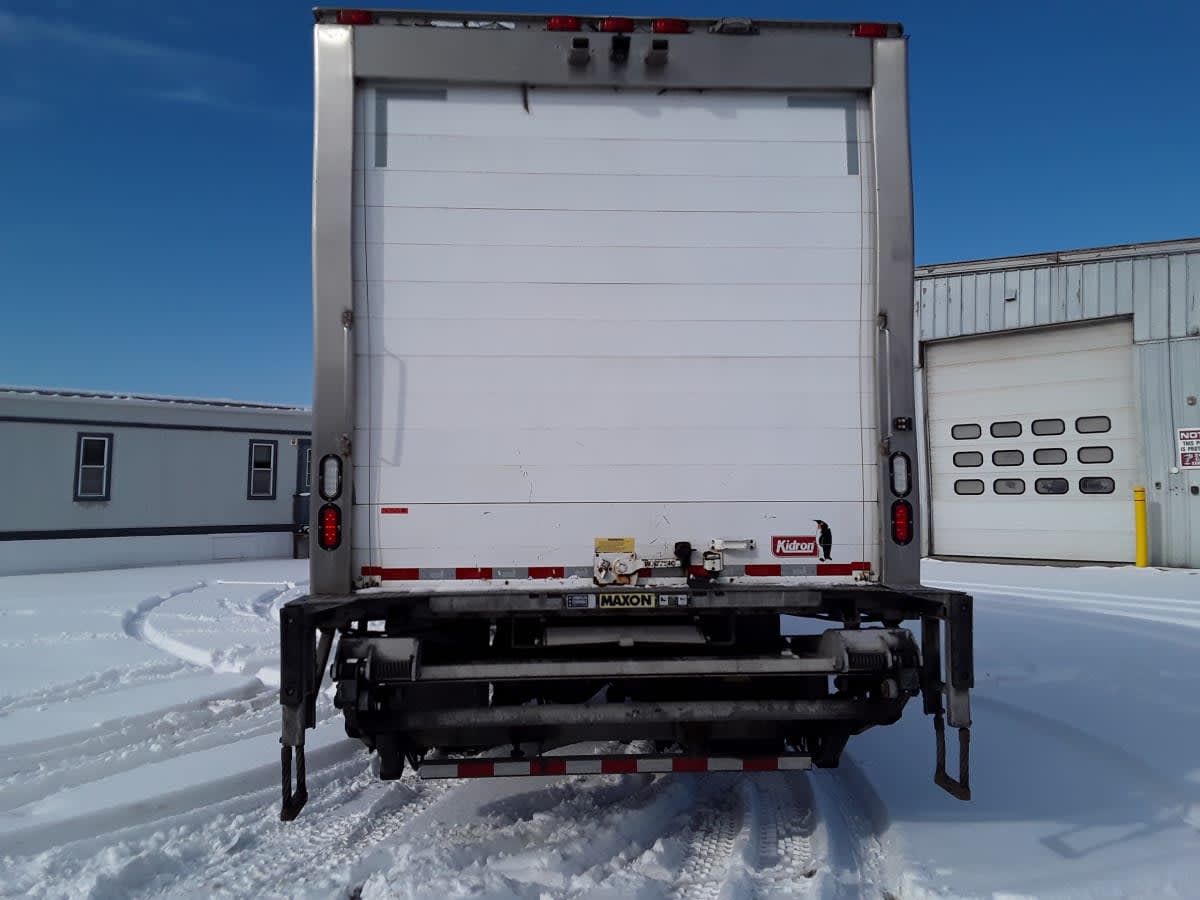 2020 Freightliner/Mercedes M2 106 242548