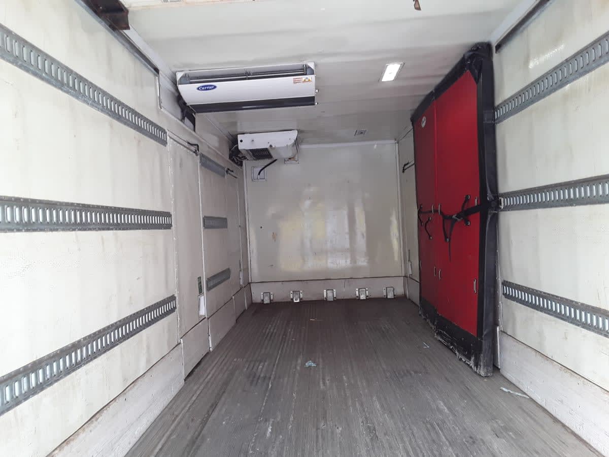 2020 Freightliner/Mercedes M2 106 242548