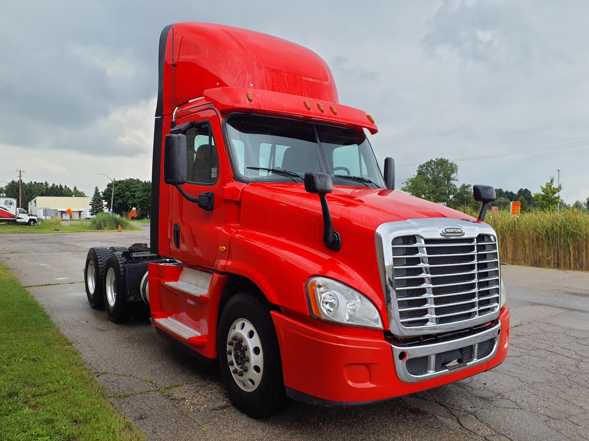 2020 Freightliner/Mercedes CASCADIA 125 242676