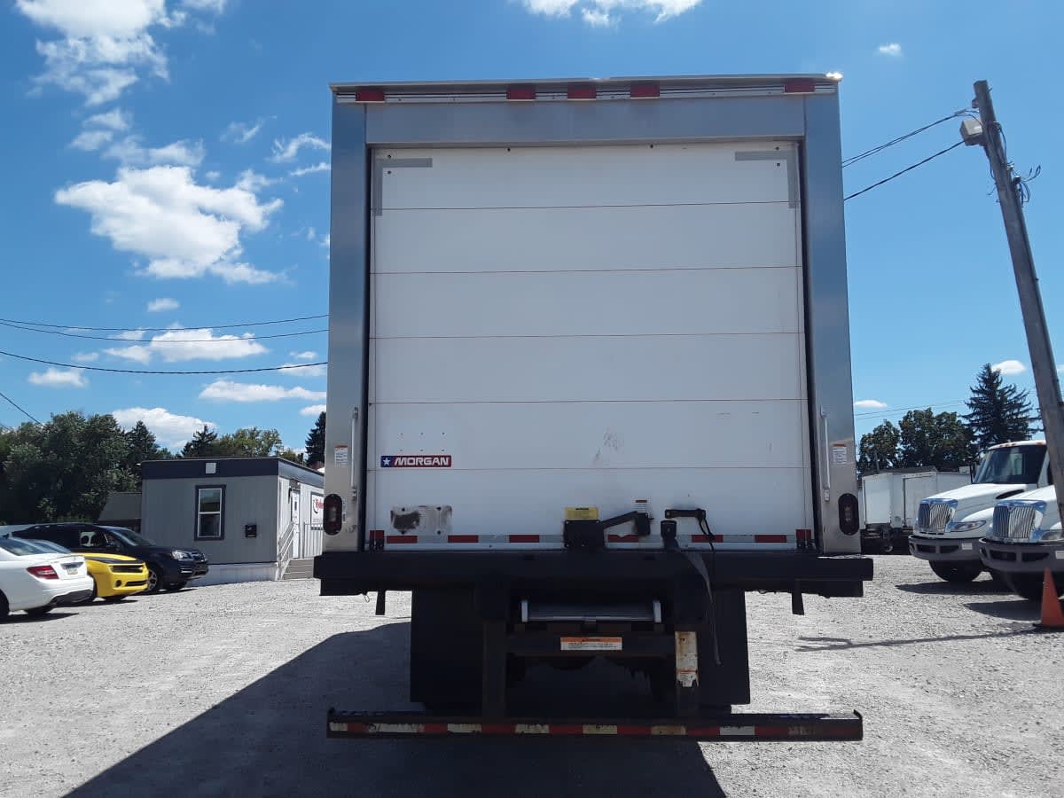 2020 Freightliner/Mercedes M2 106 242895 2020 Freightliner/Mercedes M2 106 242895