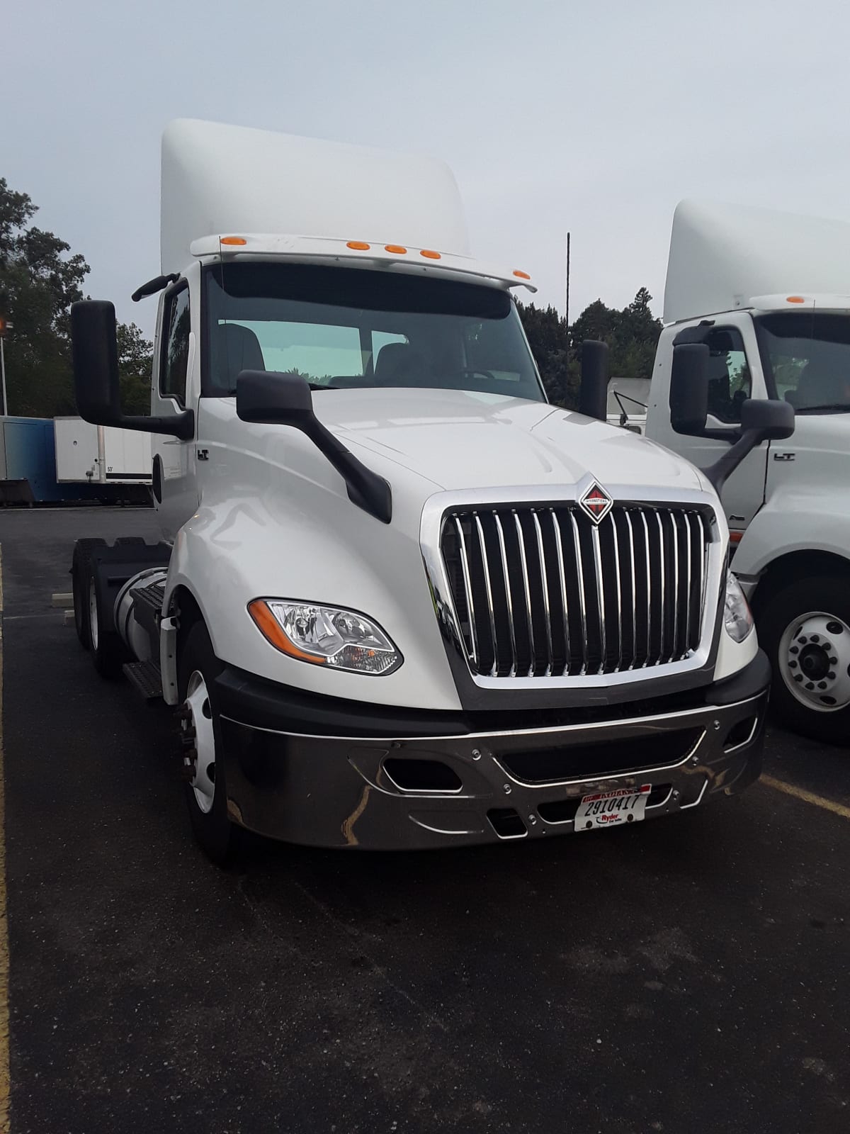 2020 Navistar International LT625 DAYCAB T/A 242929