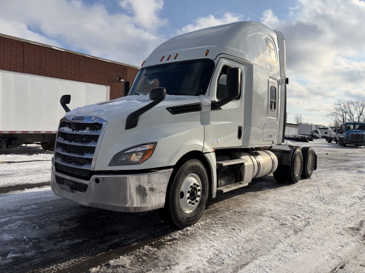 2020 Freightliner/Mercedes NEW CASCADIA 126 243074