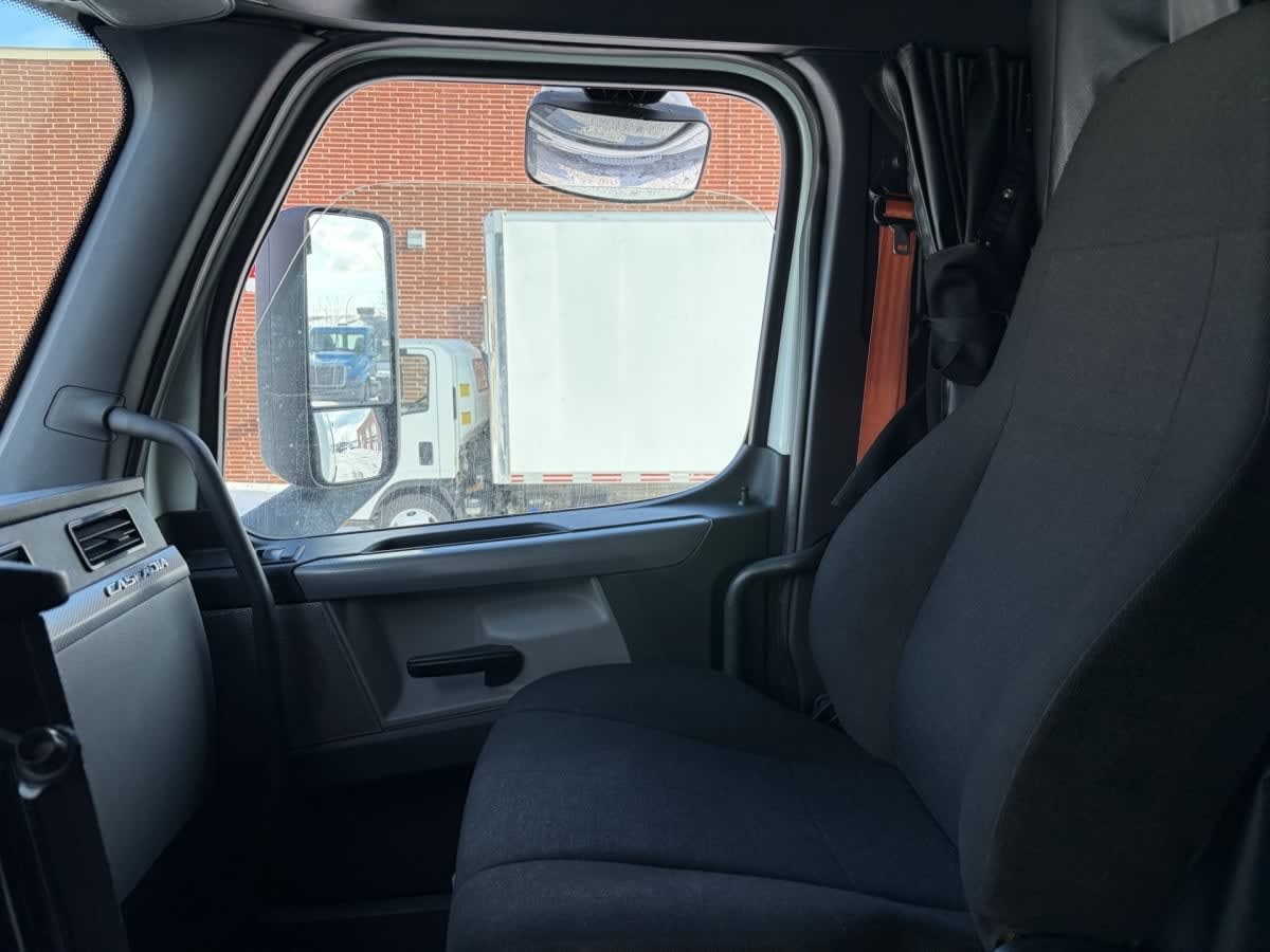 2020 Freightliner/Mercedes NEW CASCADIA 126 243074