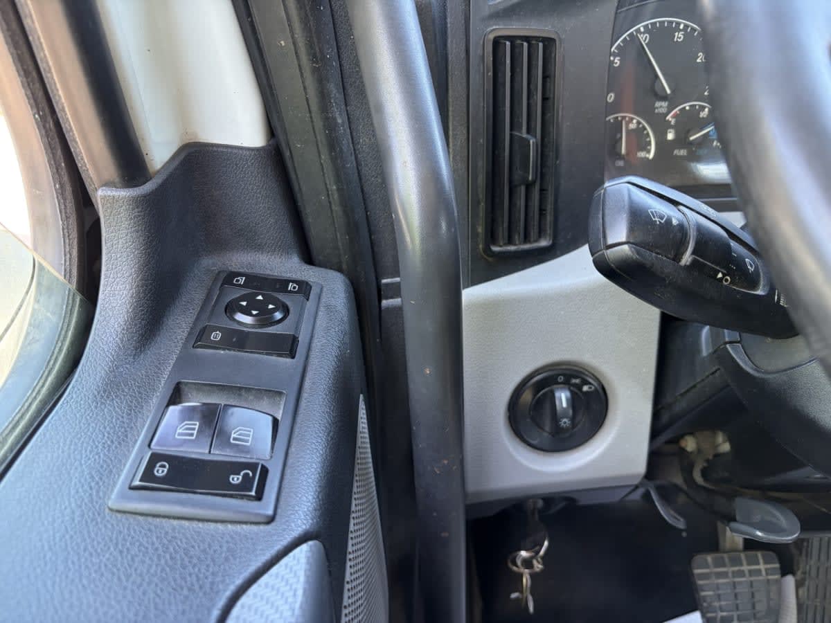 2020 Freightliner/Mercedes NEW CASCADIA 126 243085