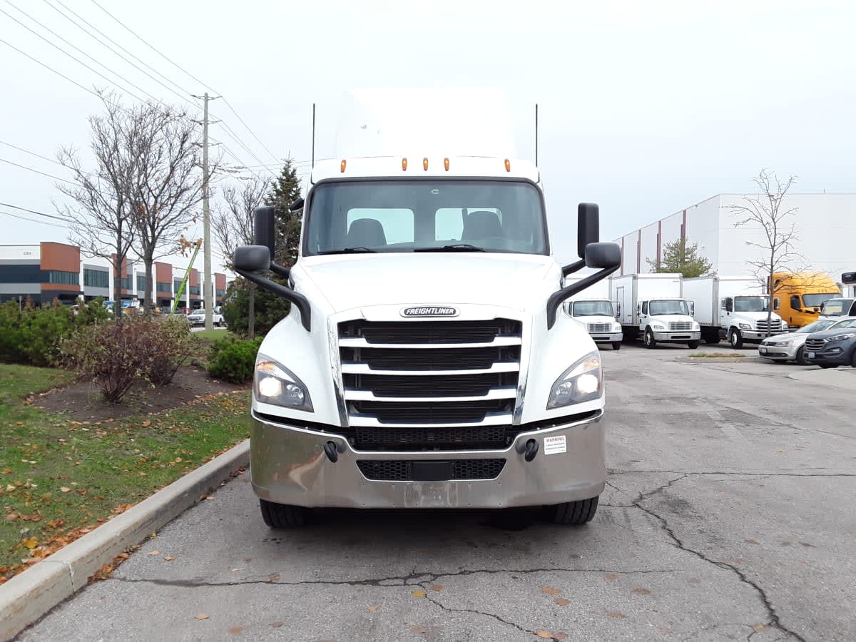2020 Freightliner/Mercedes NEW CASCADIA 126 243097