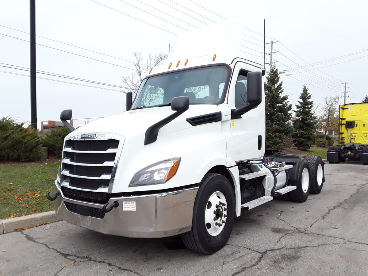 2020 Freightliner/Mercedes NEW CASCADIA 126 243097