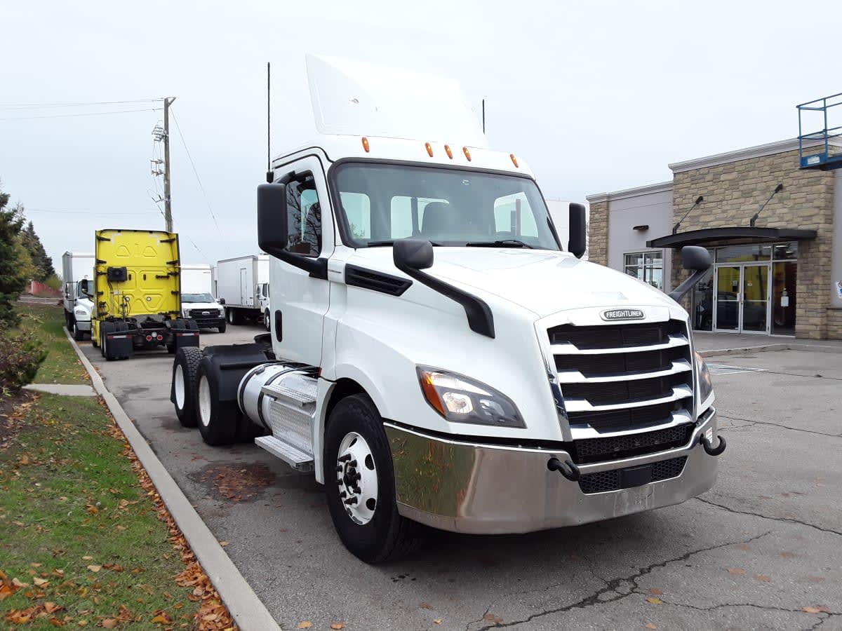 2020 Freightliner/Mercedes NEW CASCADIA 126 243097