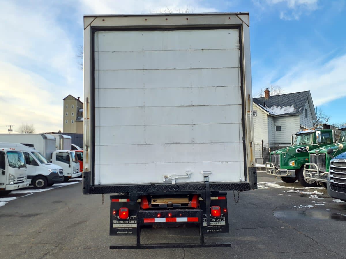 2020 Freightliner/Mercedes M2 106 243110