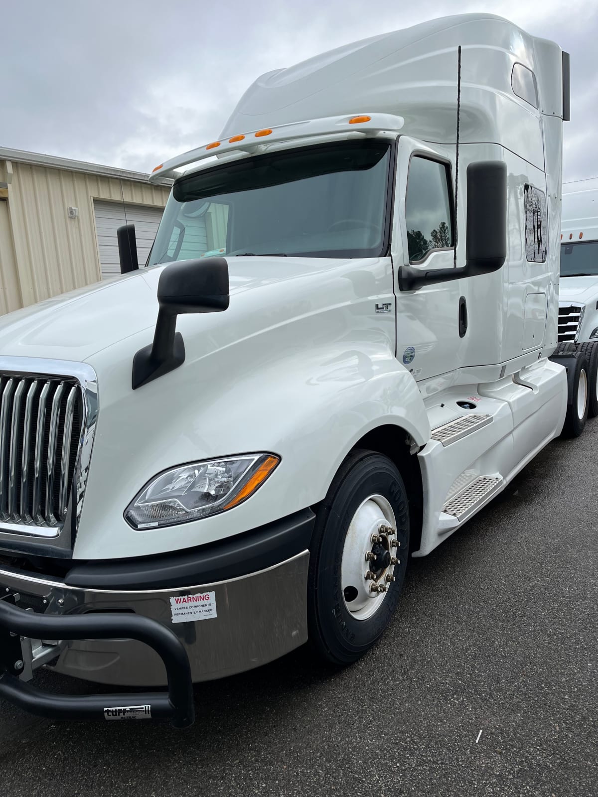 2020 Navistar International LT625 SLPR CAB 243141