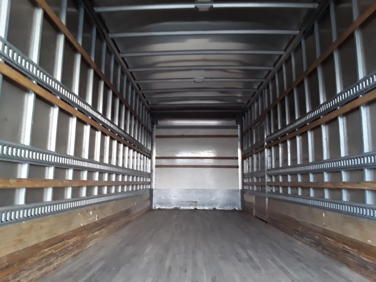 2020 Freightliner/Mercedes M2 106 243215