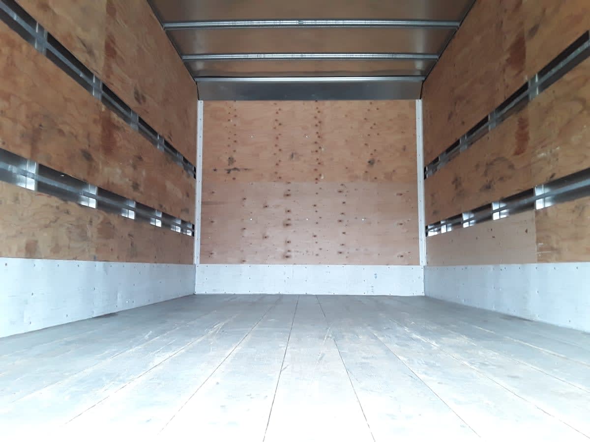 2019 Hino HINO 195 243261