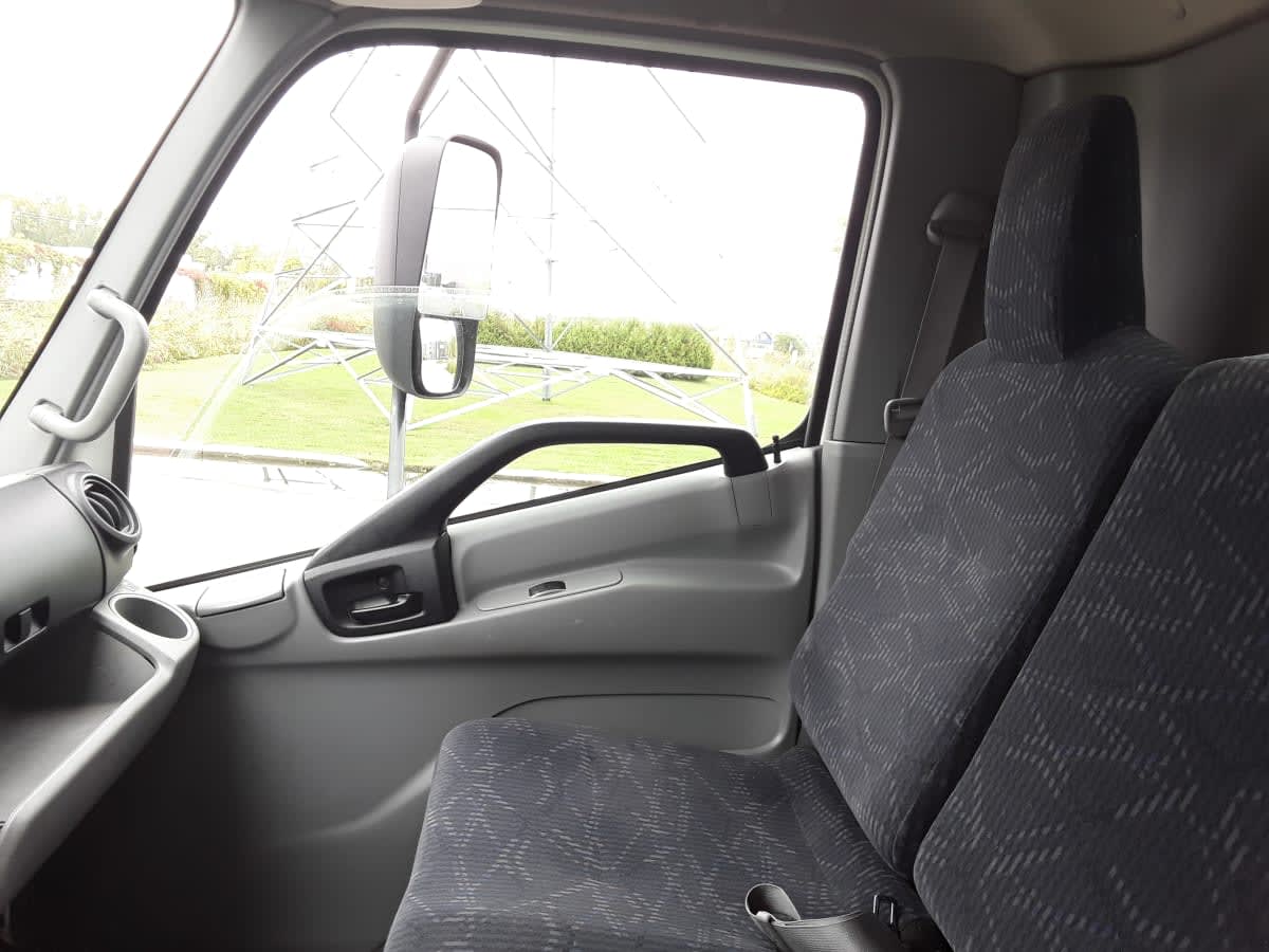 2019 Hino HINO 195 243261