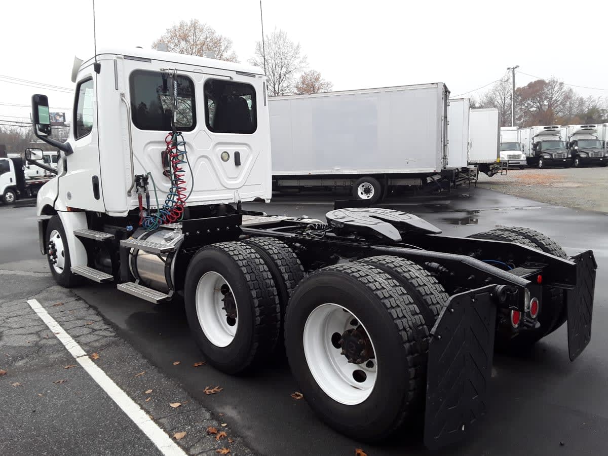 2020 Freightliner - image 11