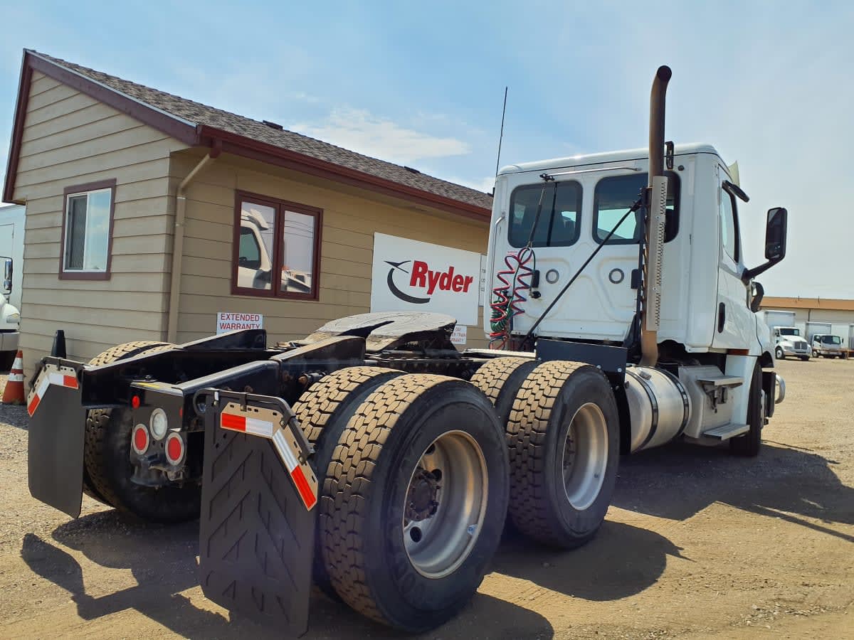 2020 Freightliner - image 4