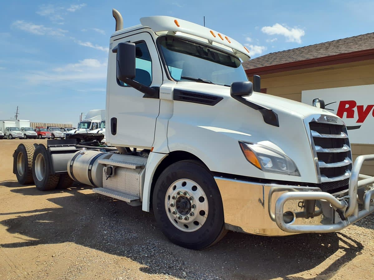 2020 Freightliner - image 3
