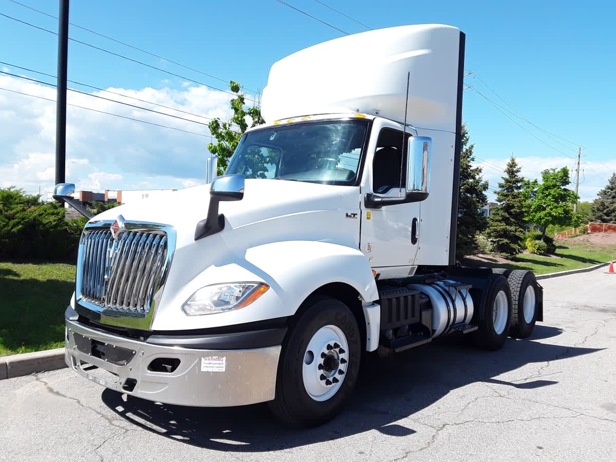 2020 Navistar International LT625 DAYCAB T/A 243340
