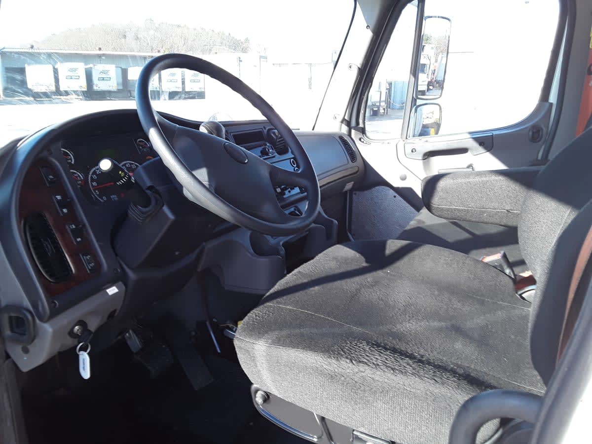 2020 Freightliner/Mercedes M2 106 243345