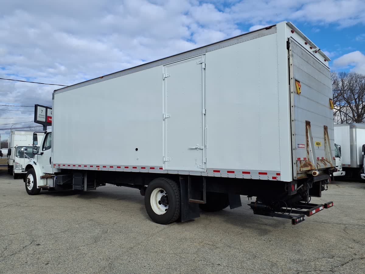 2020 Freightliner/Mercedes M2 106 243378