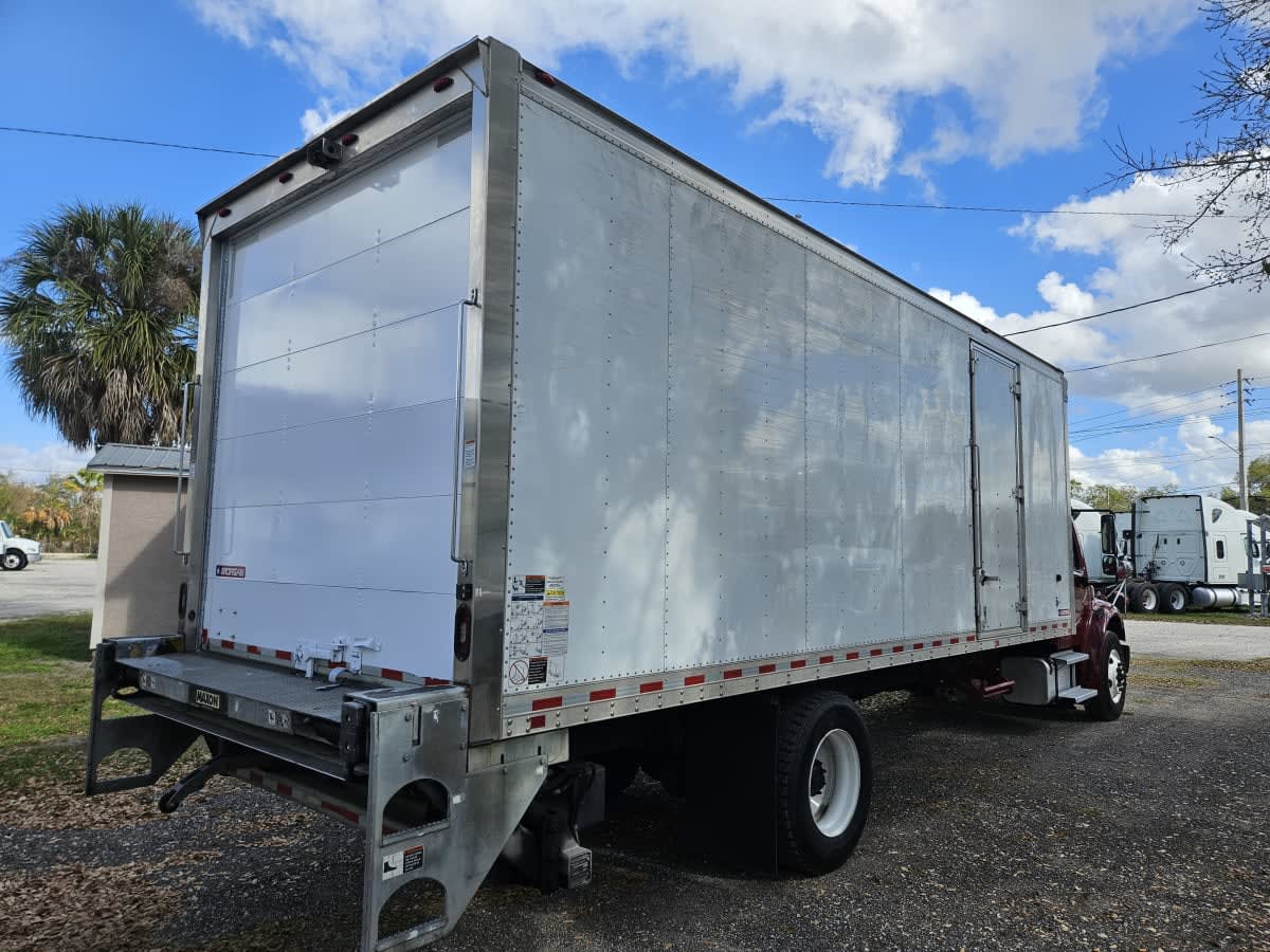 2020 Freightliner/Mercedes M2 106 243385