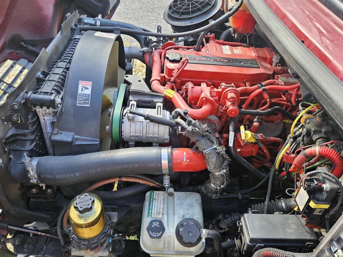 2020 Freightliner/Mercedes M2 106 243385