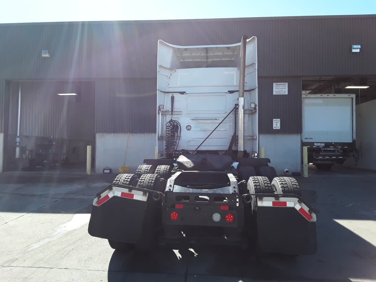 2020 Volvo VNR64T-640 243424