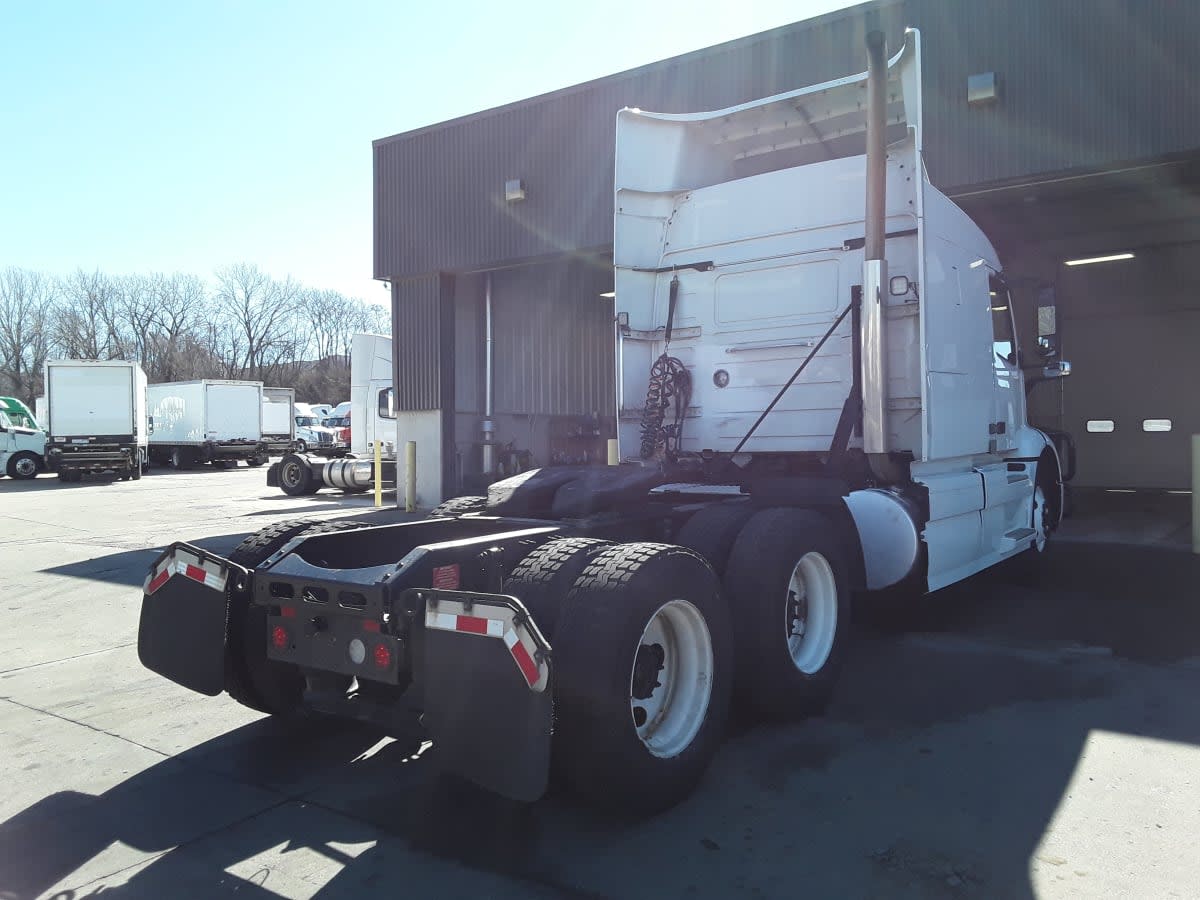 2020 Volvo VNR64T-640 243424