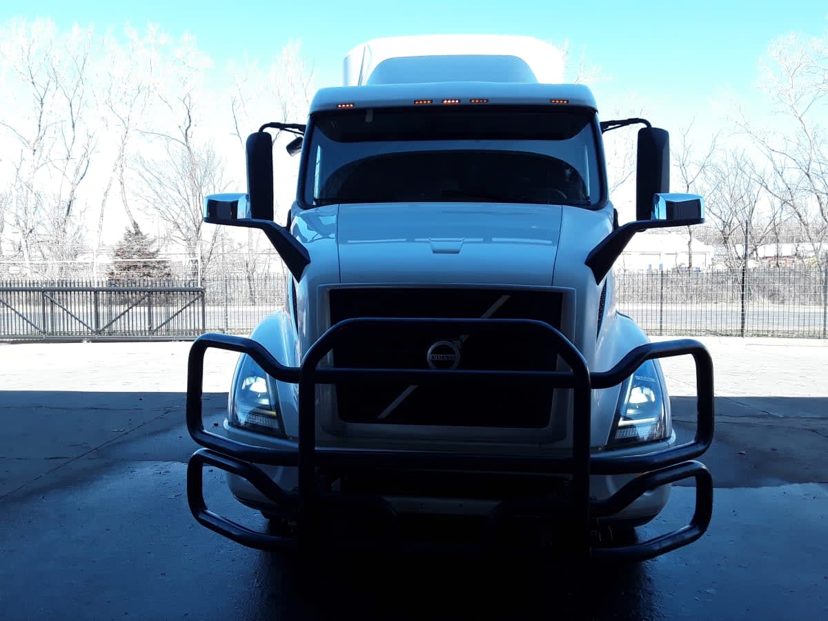 2020 Volvo VNR64T-640 243424