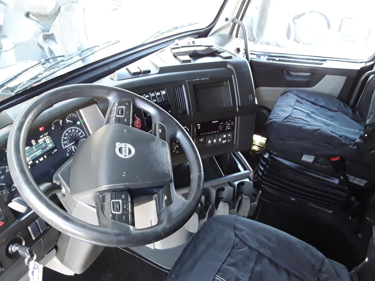 2020 Volvo VNR64T-640 243424