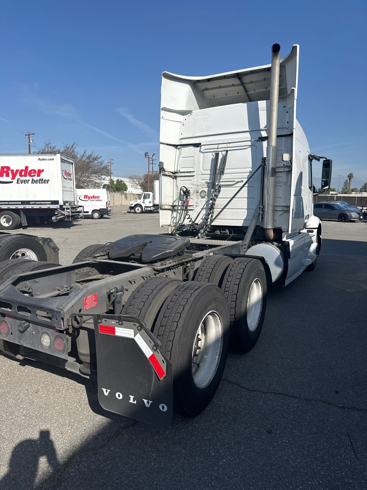 2020 Volvo - image 6